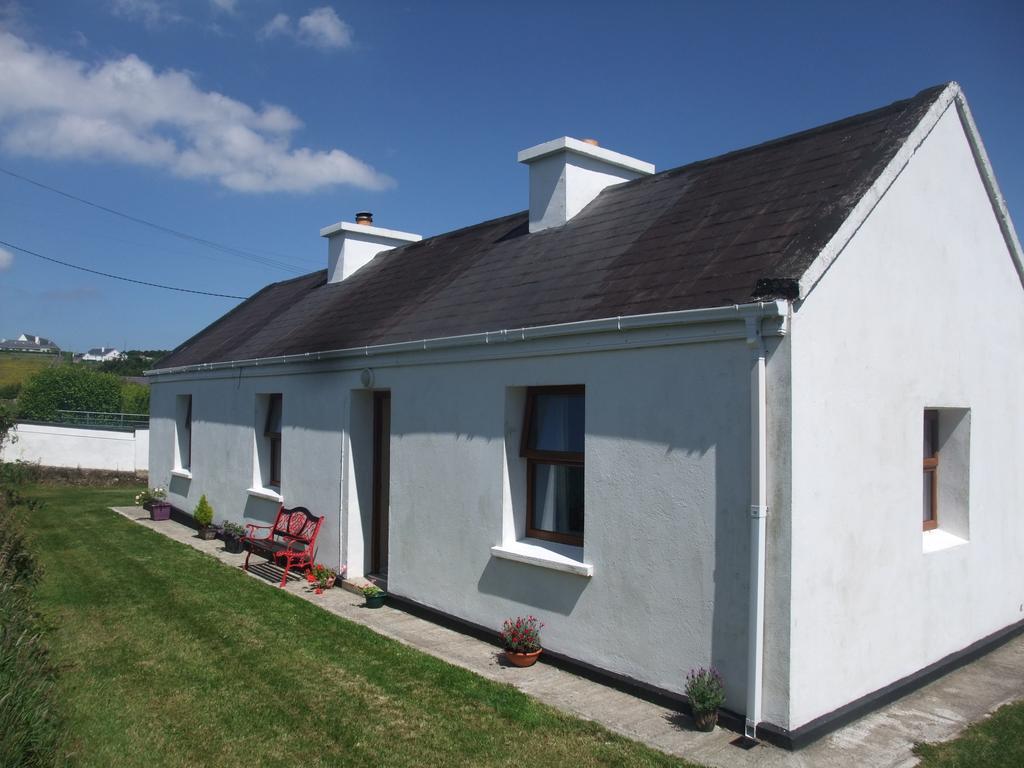 Katie'S Cottage Achill Sound Buitenkant foto